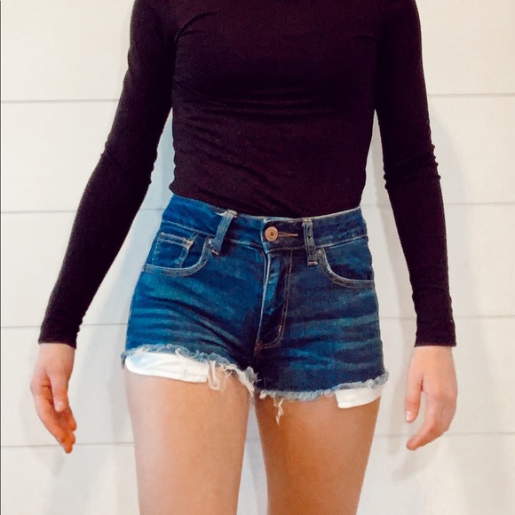 american eagle ripped Jean shorts - Picture 2 of 4